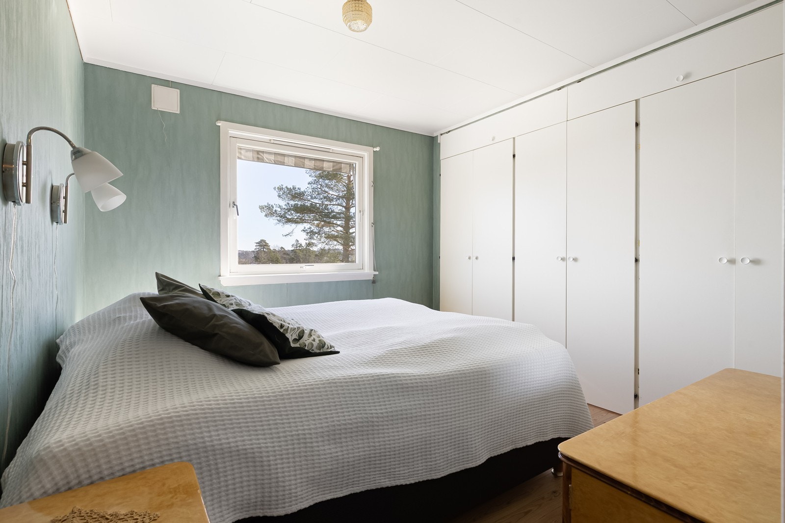 Hovedsoverom, godt med skapplass Galleribilde