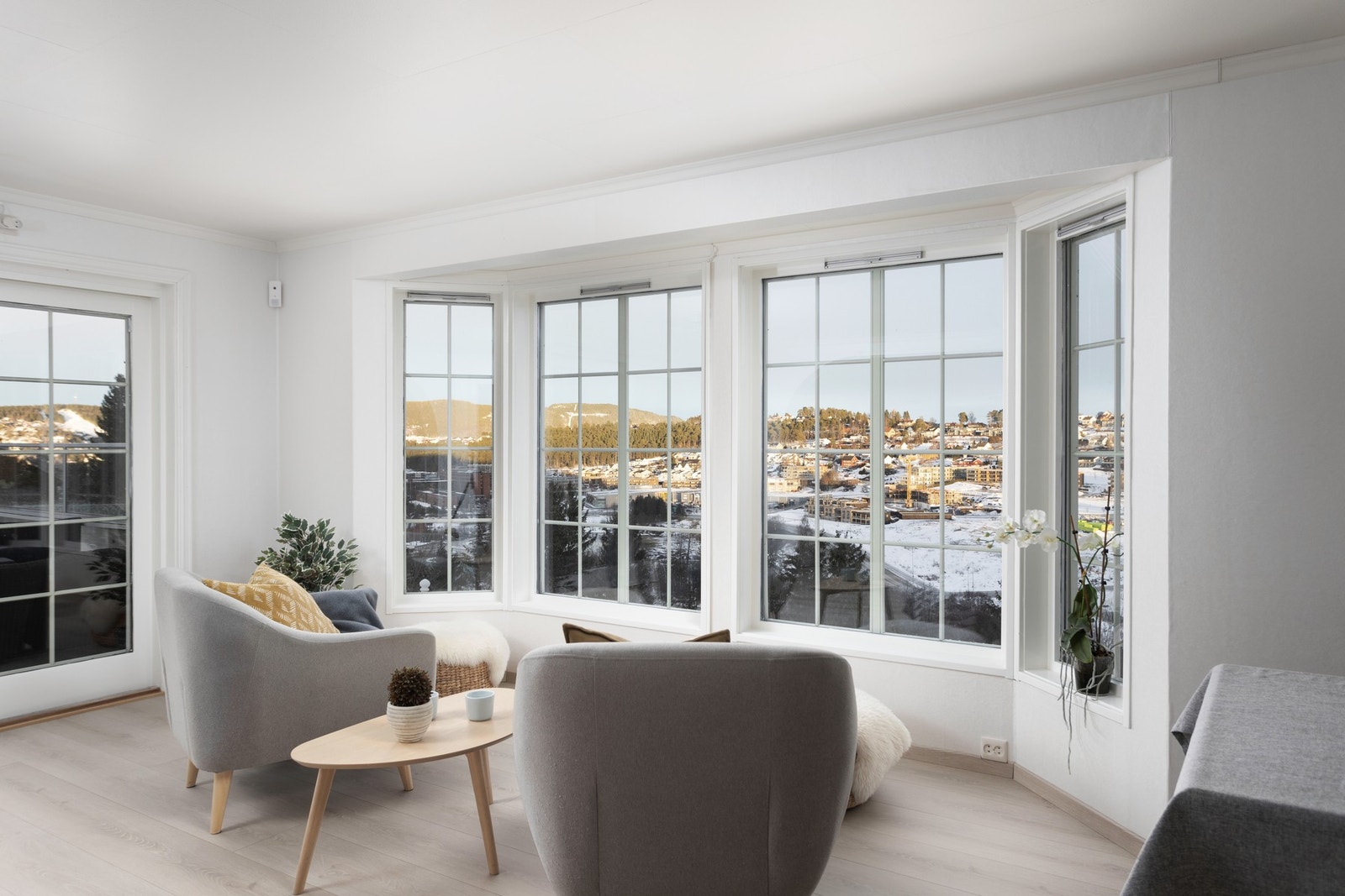 Her kan man sitte og nyte utsikten! Galleribilde