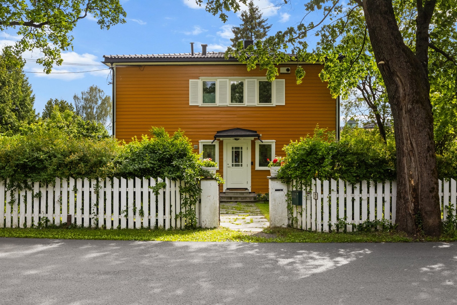 Inngangspartiet er pent og innbydende. Galleribilde