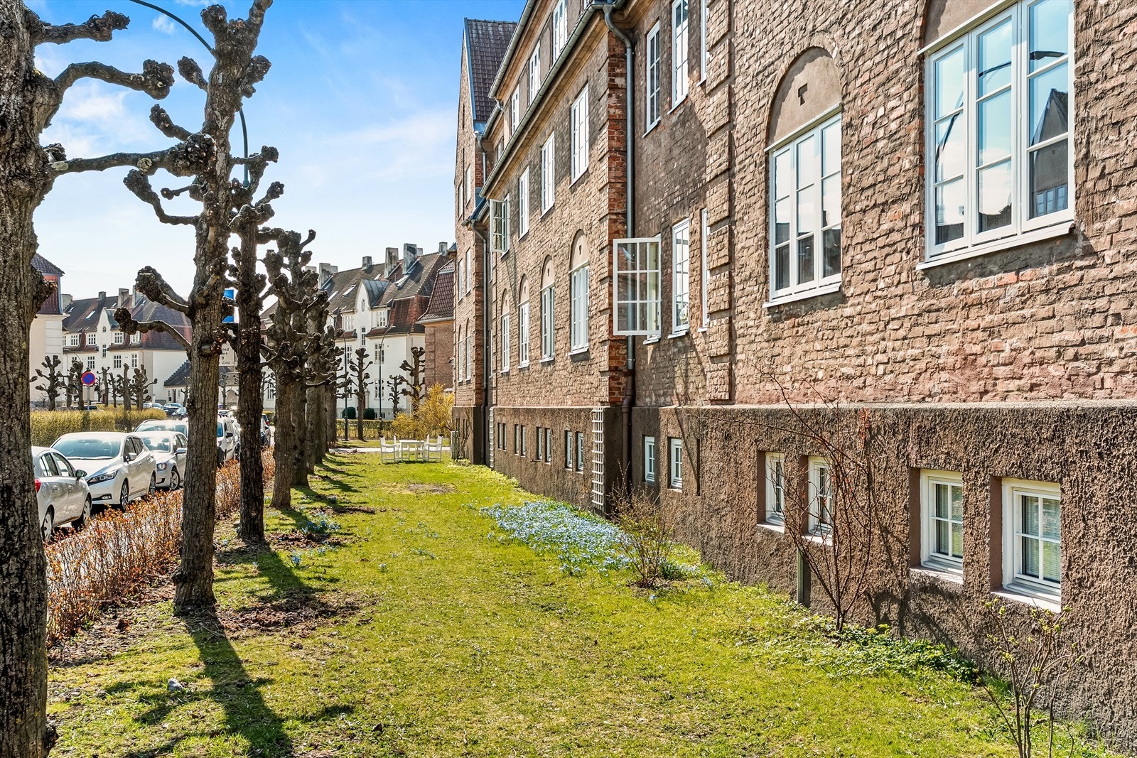 Foruten den særdeles store og flotte bakgården til felles bruk, er også Hagebyen kjent for et godt og hyggelig naboskap. Galleribilde