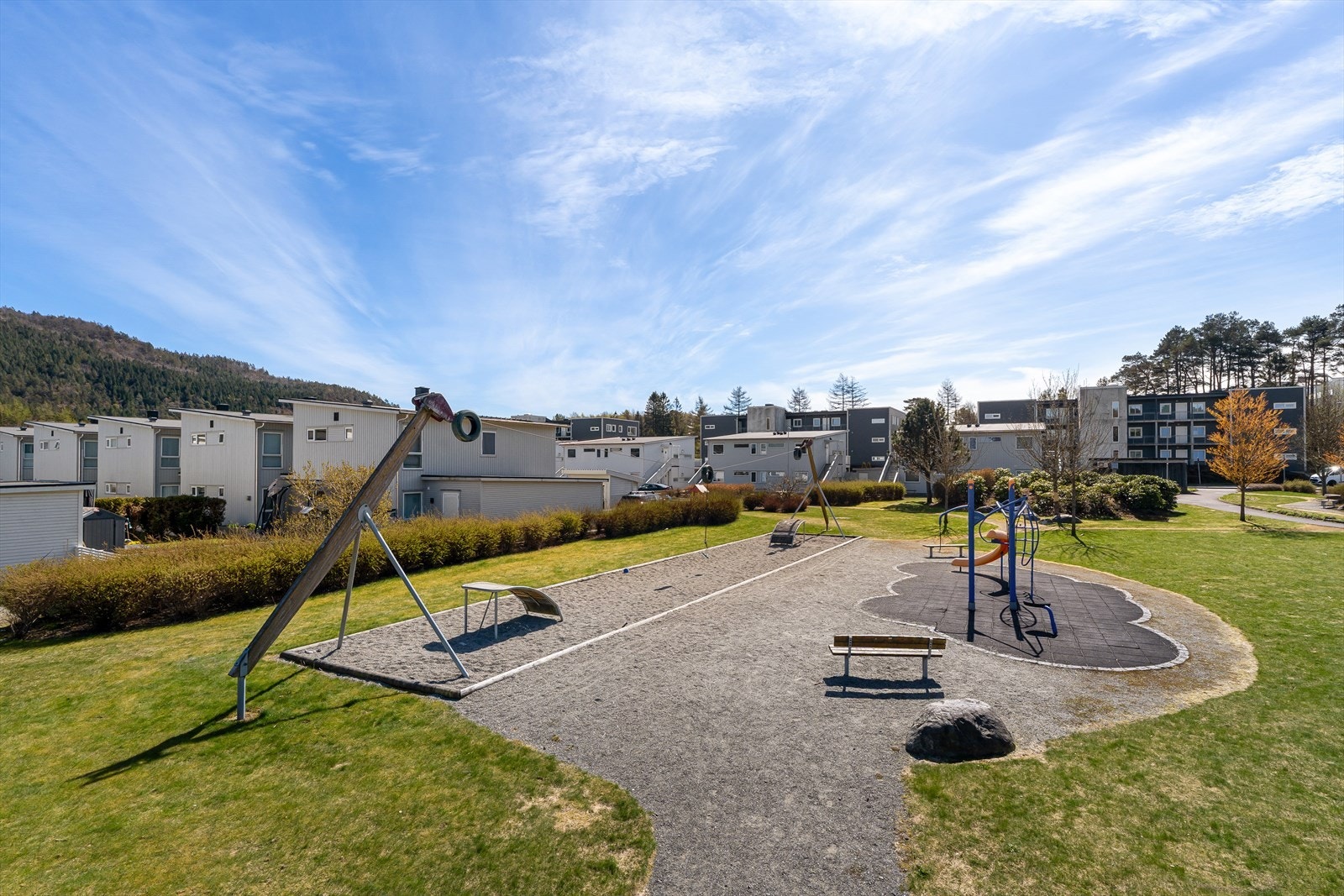 Attraktiv beliggenhet på populære Bogafjell, bare en kort kjøretur fra Sandnes og med umiddelbar nærhet til E39. Galleribilde