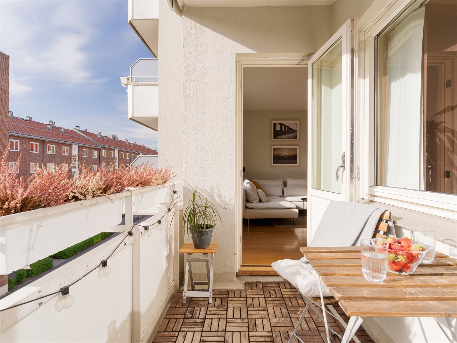 Her kan late sommerdager nytes i ro og fred. Galleribilde