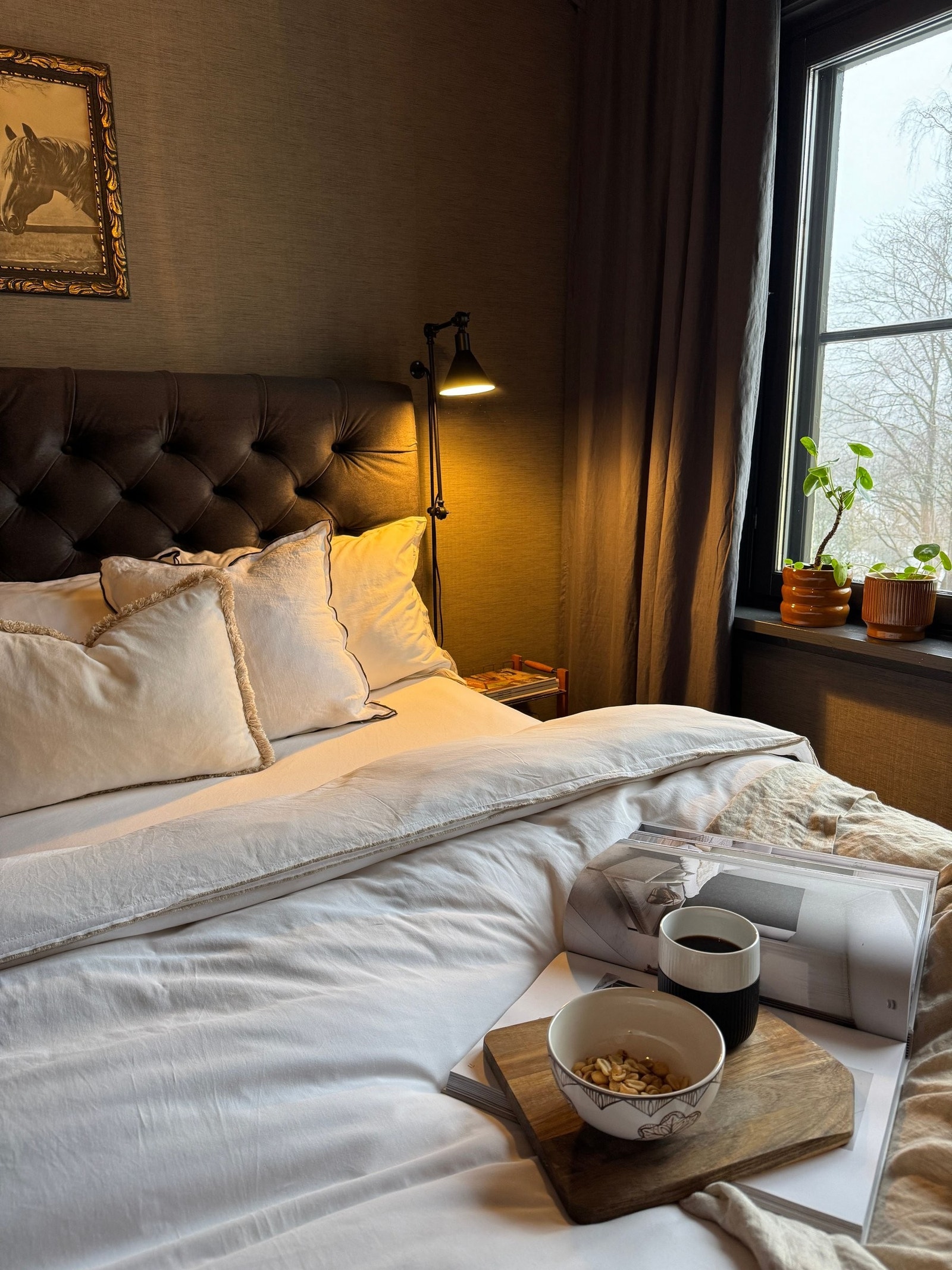 Hovedsoverom med 180 cm seng Galleribilde