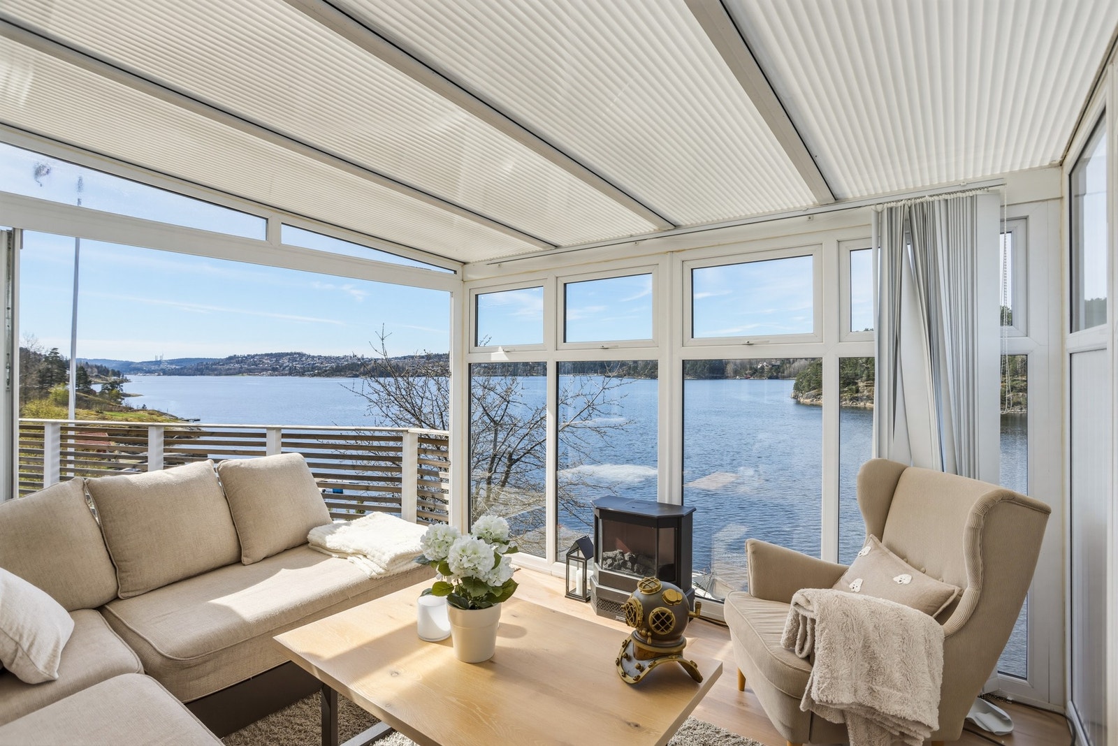 Utestue plassert på terrasse utenfor bolig B Galleribilde