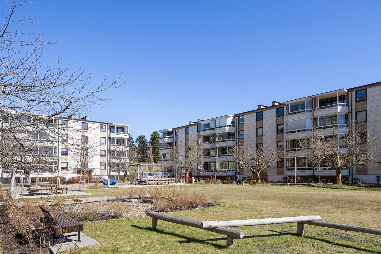 Leiligheten sett fra borettslagets fellesområde. Galleribilde