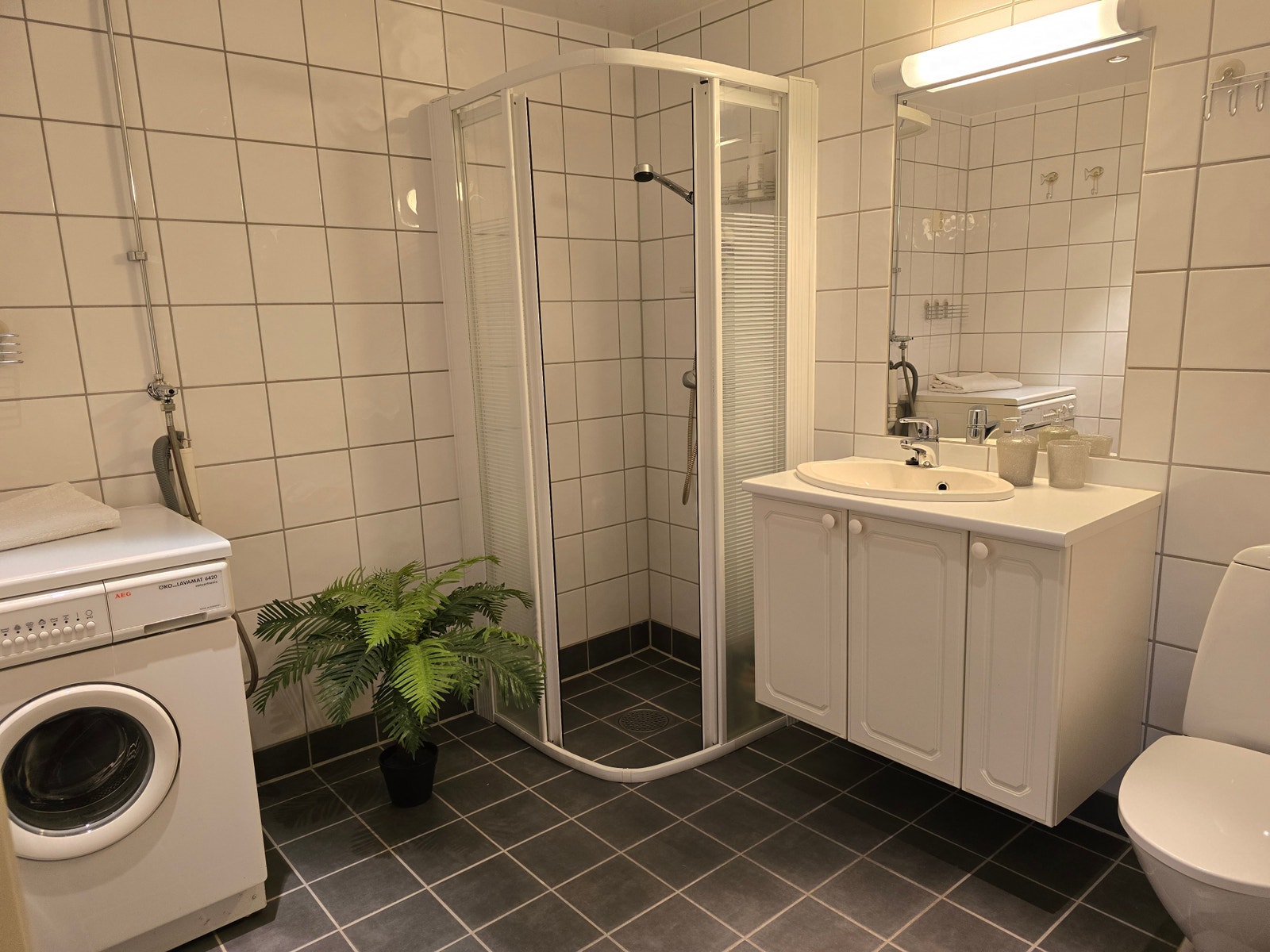Opplegg for vaskemaskin og tørketrommel Galleribilde