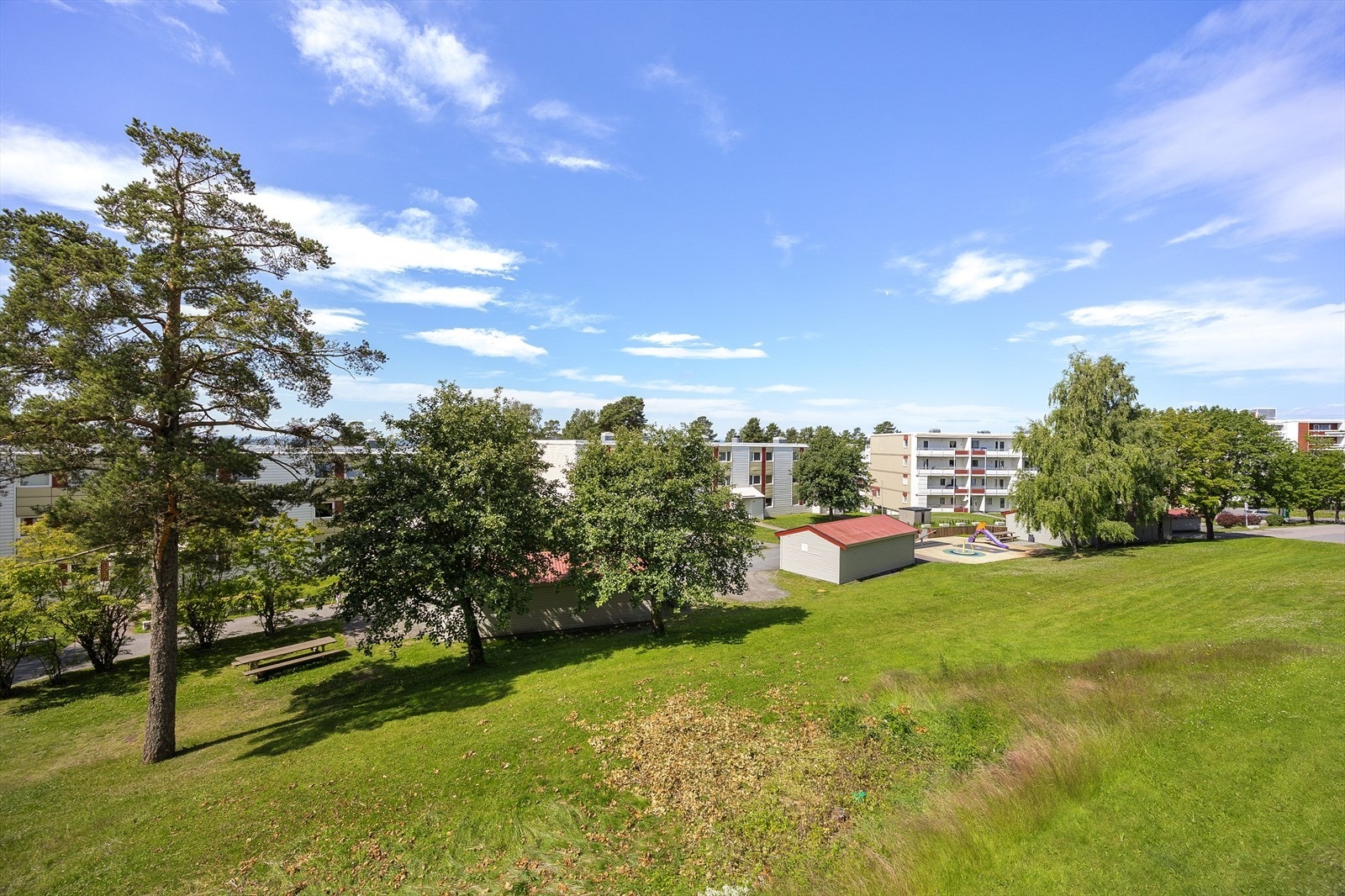Området byr på nærhet til skog og mark, med gode turmuligheter rett i nærheten. Galleribilde