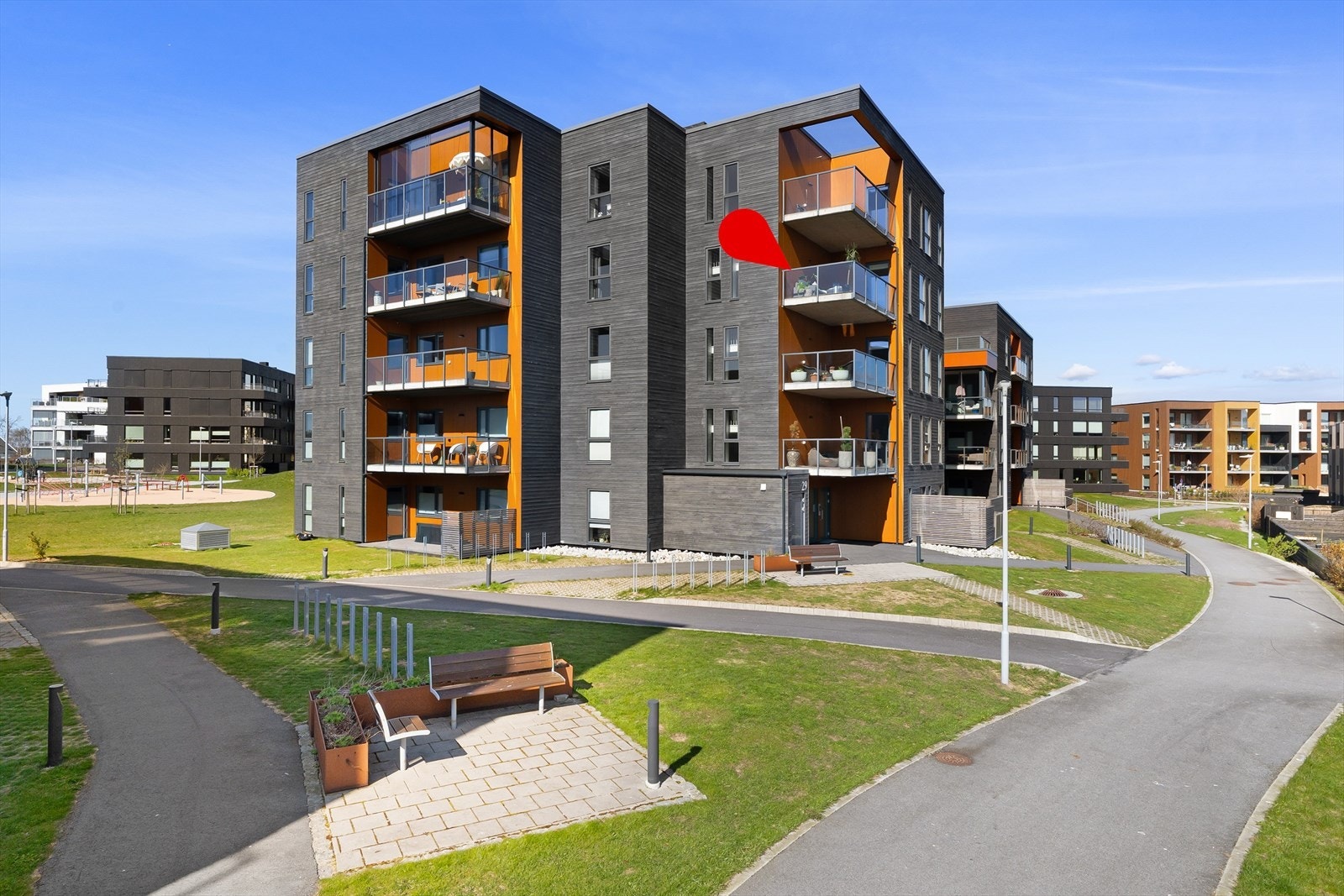 Her ligger en flott plassert med kort vei til kjekke turområder, samtidig som det er kort vei til Sandnes sentrum og alle dens fasiliteter. Galleribilde