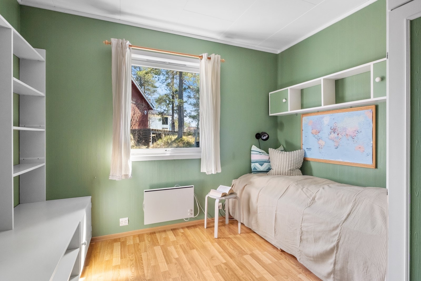 Soverom nummer 2 måler ca. 8,7 m². Galleribilde