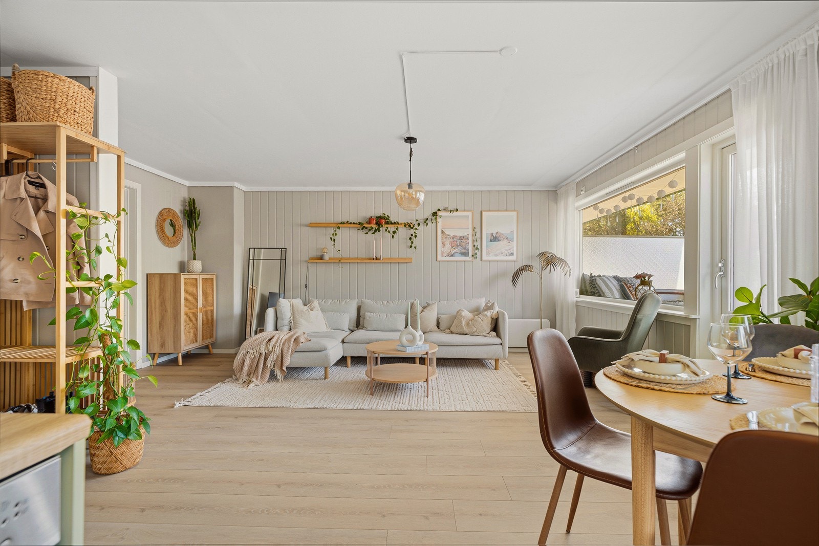 Velkommen til Kjerrheia 6C! Leiligheten er presentert av Simon Aarhus v/Aktiv eiendomsmegling avd. Kristiansand
Foto: Ivars Upe Galleribilde