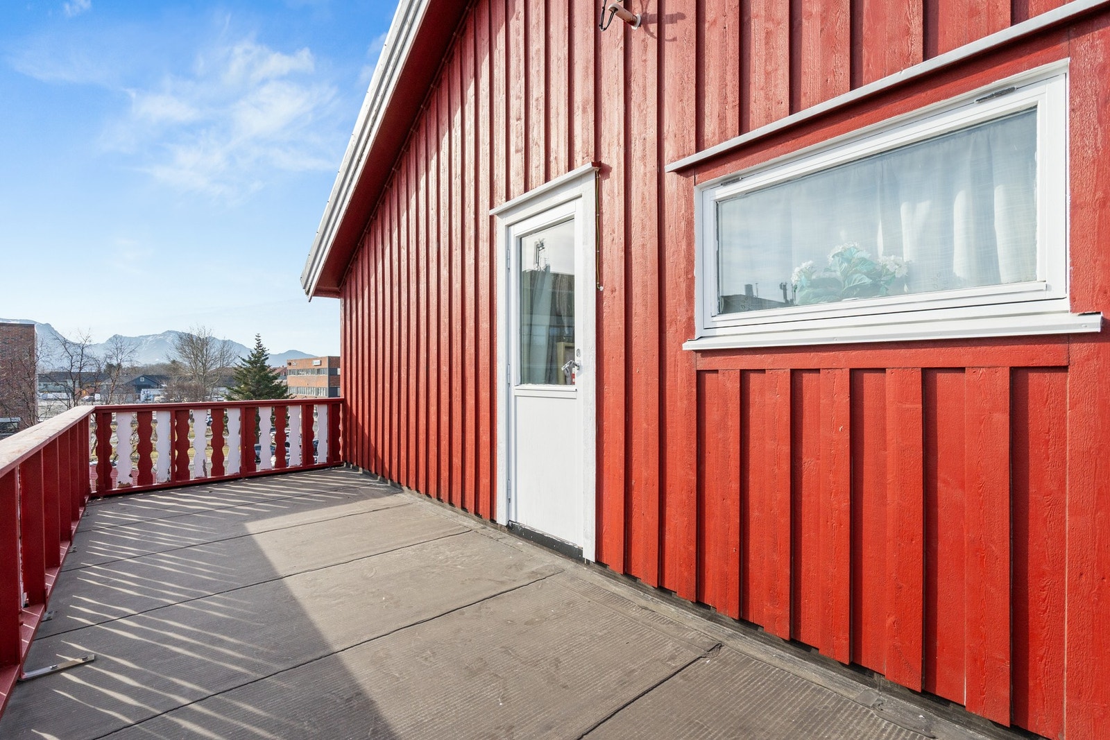 I området er det ellers flotte turmuligheter som man kan benytte seg av gjennom hele året. Galleribilde