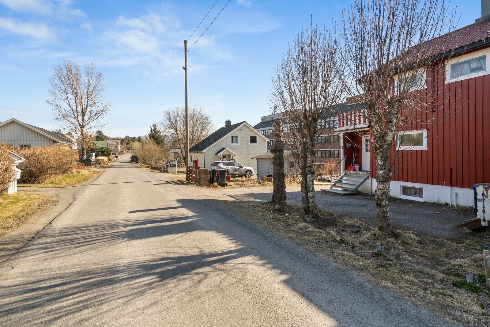 Last ned salgsoppgaven for utfyllende informasjon om eiendommen. Galleribilde