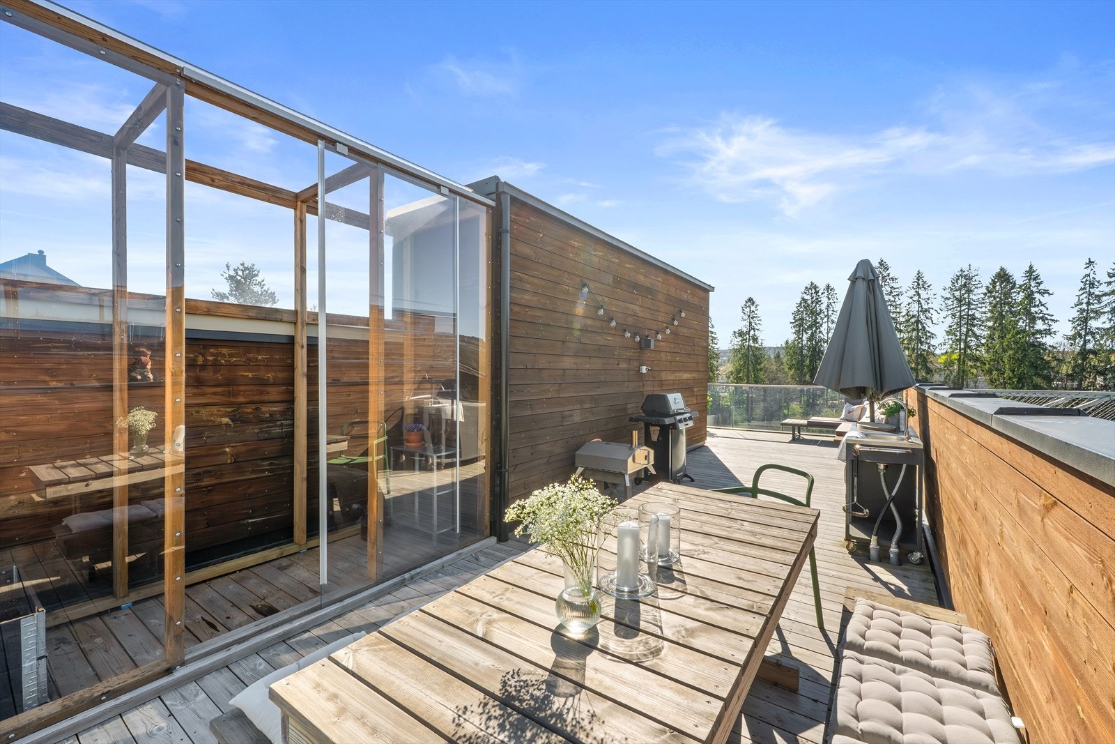 Det er drivhus på takterrassen. Galleribilde