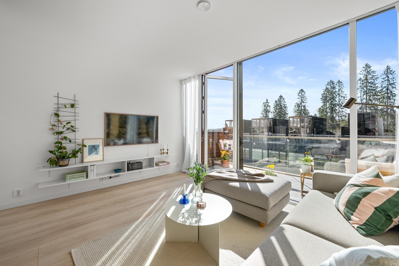 Balansert ventilasjon sørger for et sunt og godt inneklima i hele boligen. Galleribilde