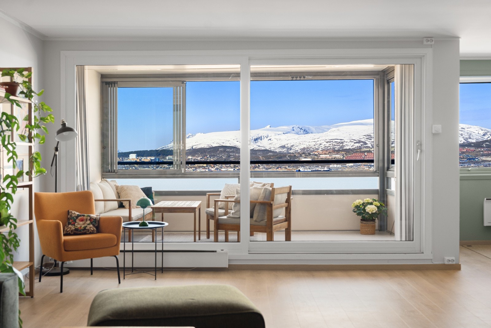 Leiligheten ble pusset opp i år 2022 og har gjennomført god standard. Ingen TG3.