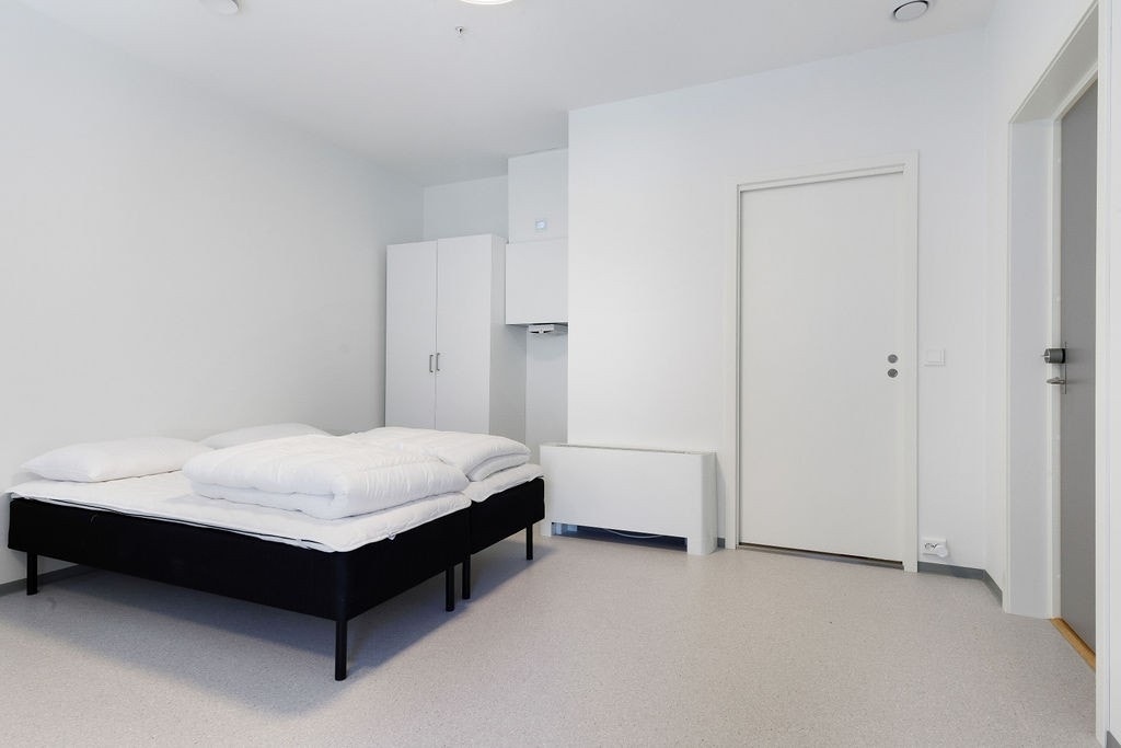 Får du gjester som kommer langveis ifra kan man enkelt booke gjesterom for overnatting Galleribilde