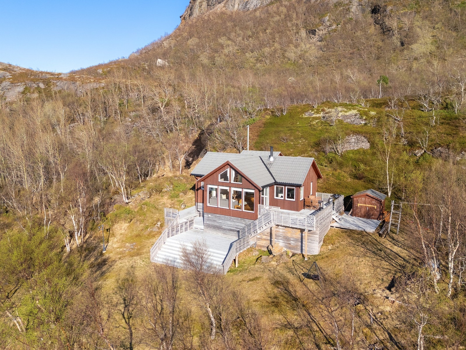 Hytten fremstår som smakfull og velholdt med lite slitasje. Galleribilde