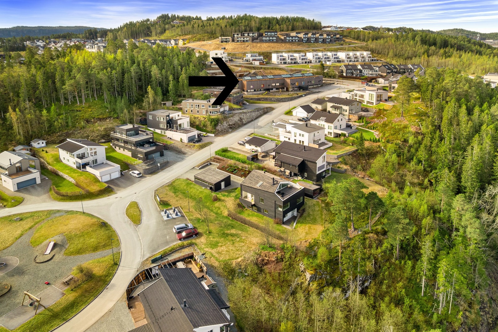 Vidhaugen barnehage - som bokstavelig talt ligger like ved huset. Galleribilde