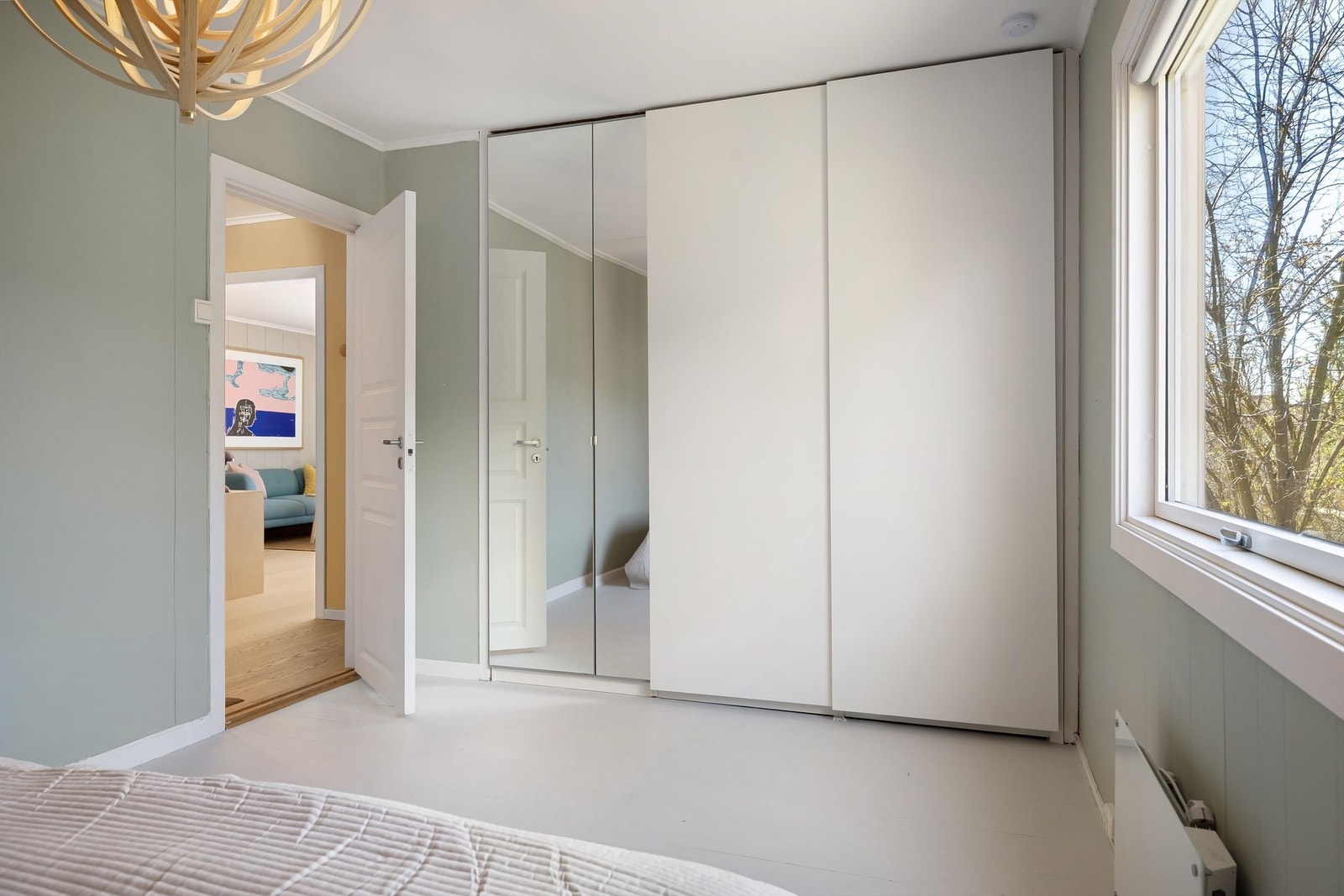 Det er også stor garderobe Galleribilde