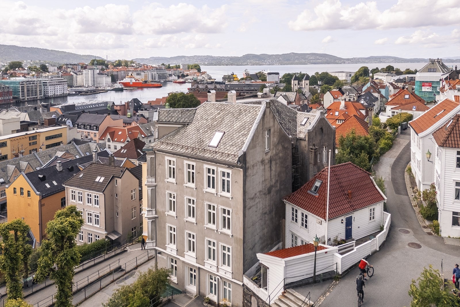 Bygget går over 6 etasjer Galleribilde