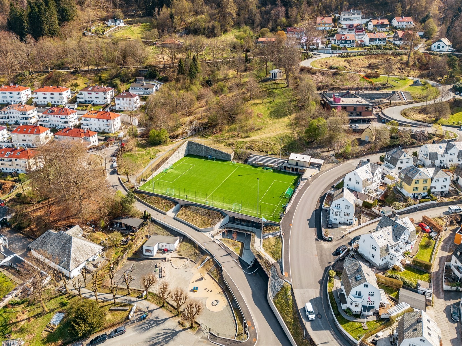 Den nye Varegghallen ligger innenfor kort gangavstand. Galleribilde