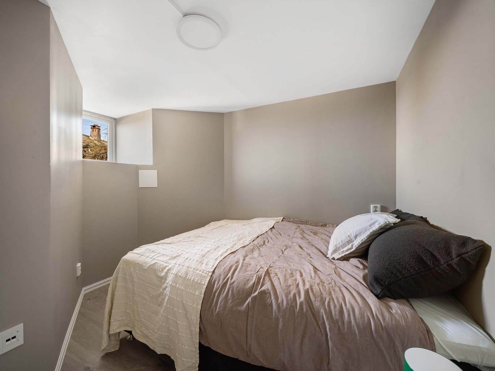 Soverommet er på 6,6 m². Galleribilde