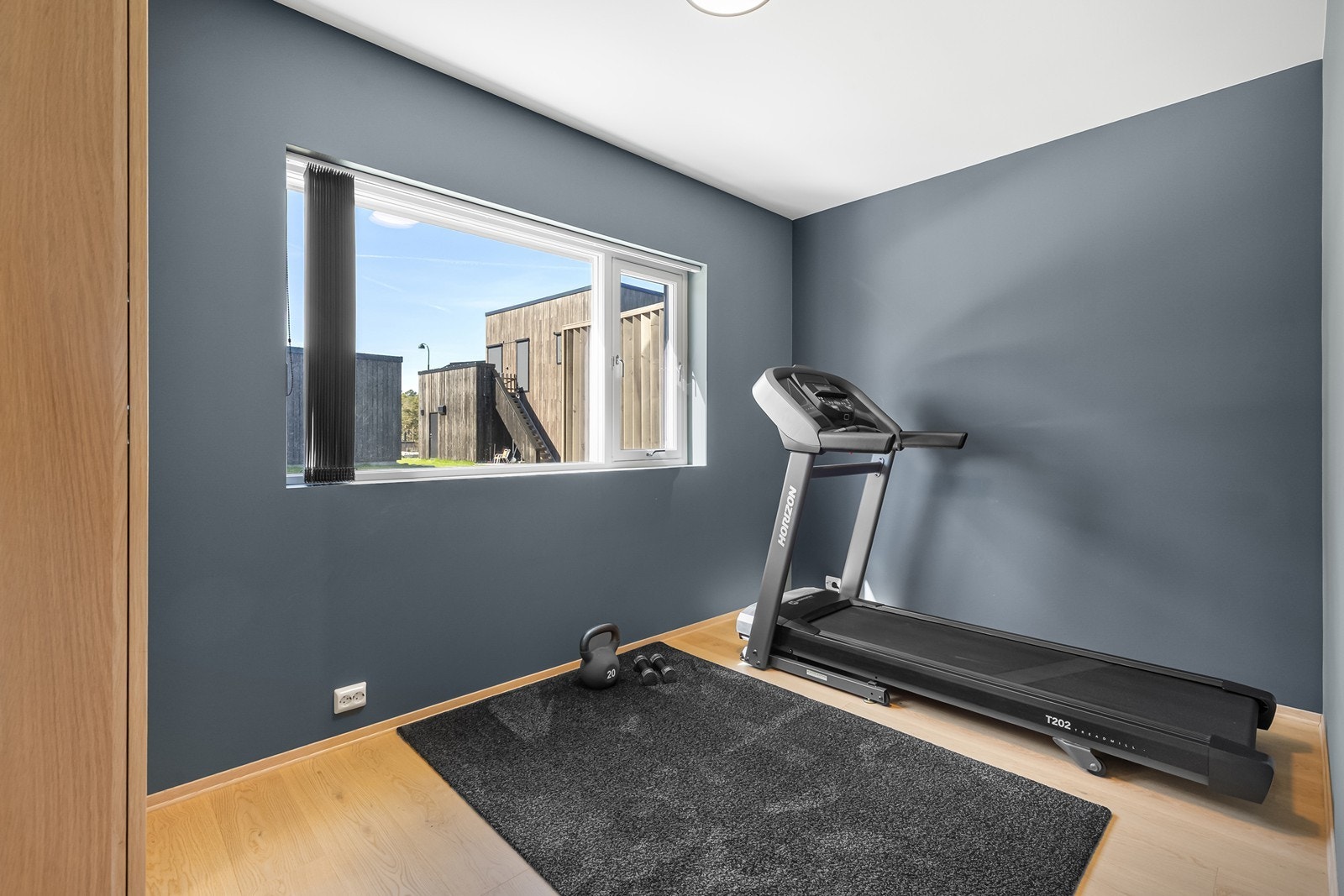 Soverom 3 i 1. etg. egner seg godt til bruk som treningsrom eller kontor i tillegg til soverom. Galleribilde
