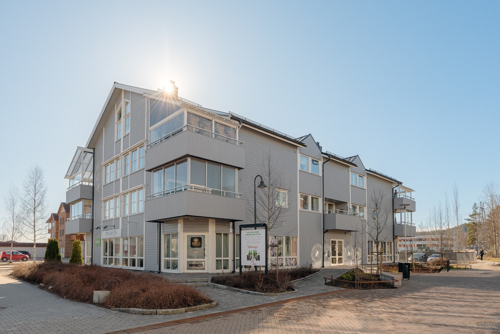Midt i sentrum av Bjørkelangen, mer sentralt blir det ikke. Galleribilde