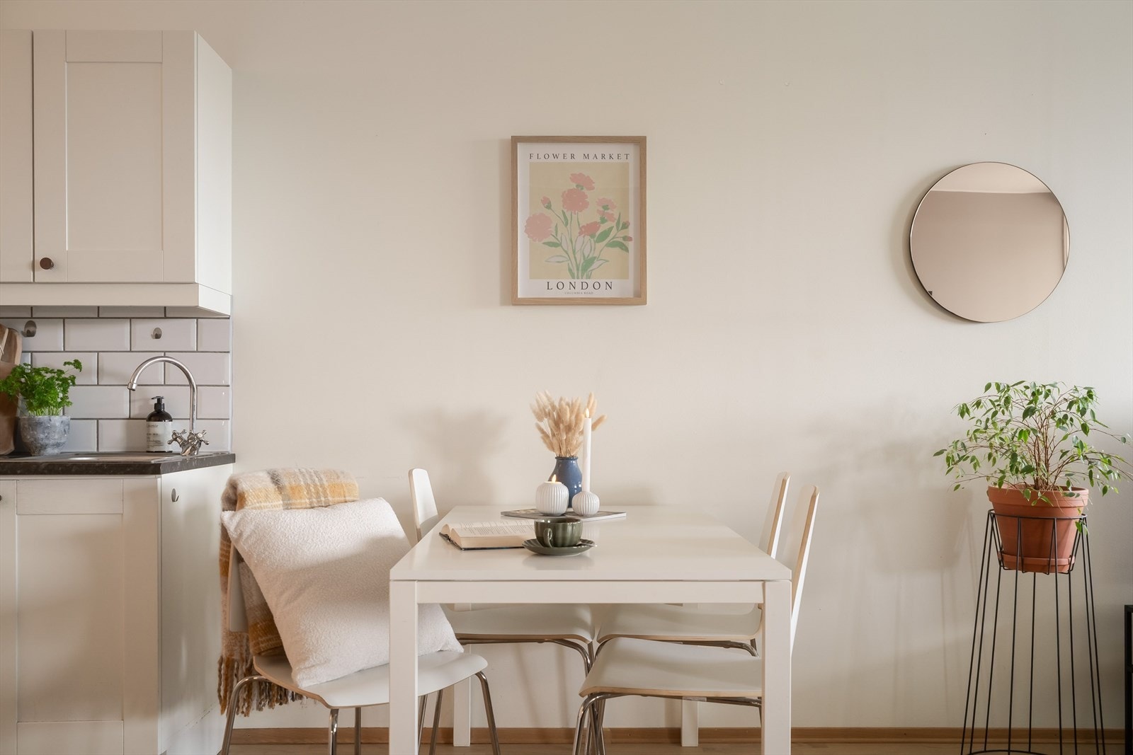 Her er det gode muligheter for å invitere gjester til hyggelige måltider. Galleribilde