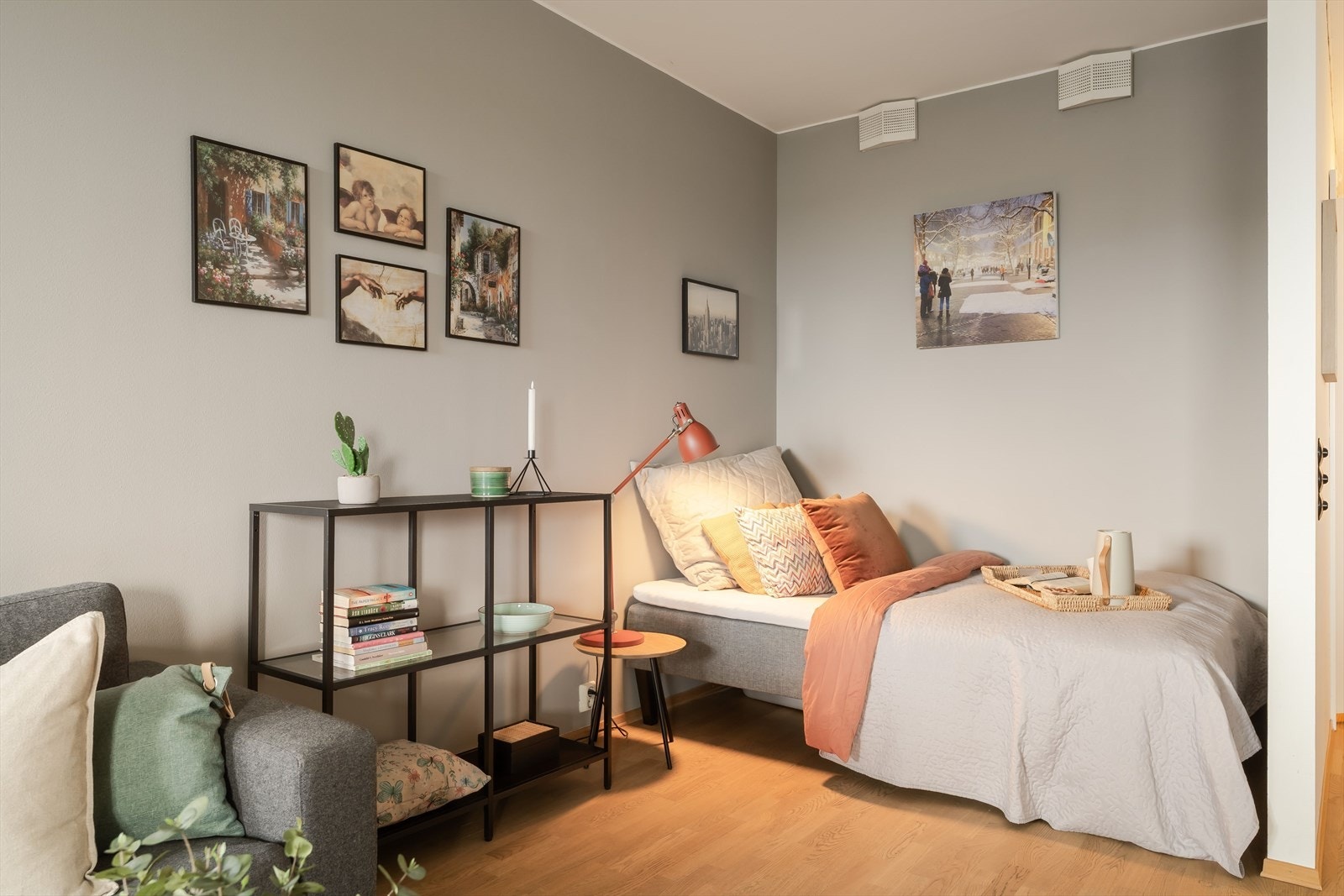 Det er balansert ventilasjon i leiligheten. Galleribilde