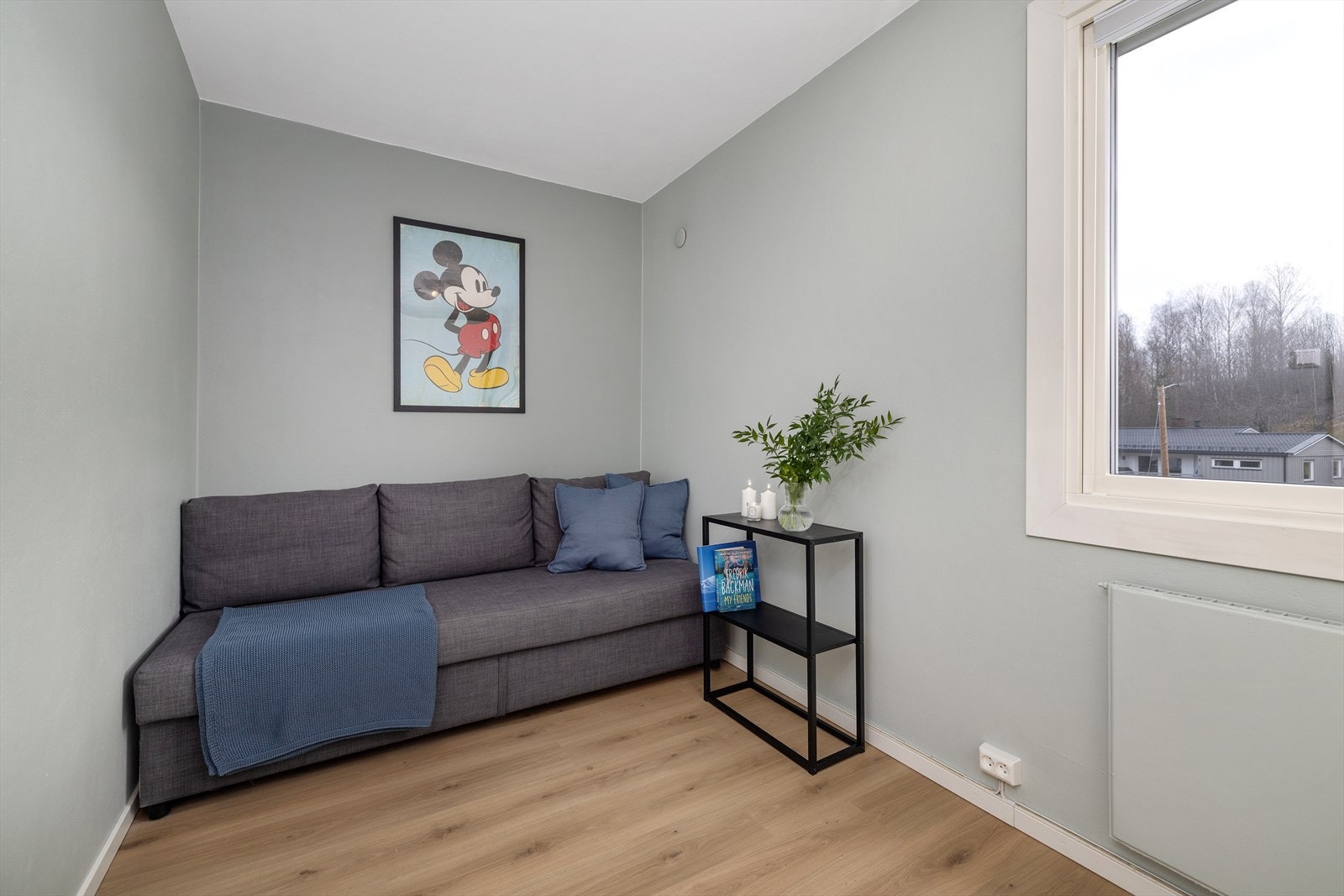 Det andre soverommet egner seg godt som barnerom, gjesterom eller kontor. Galleribilde