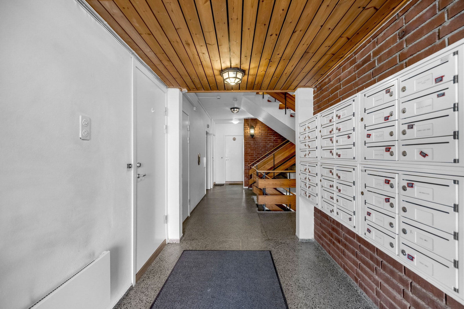 Inngangsparti. Galleribilde