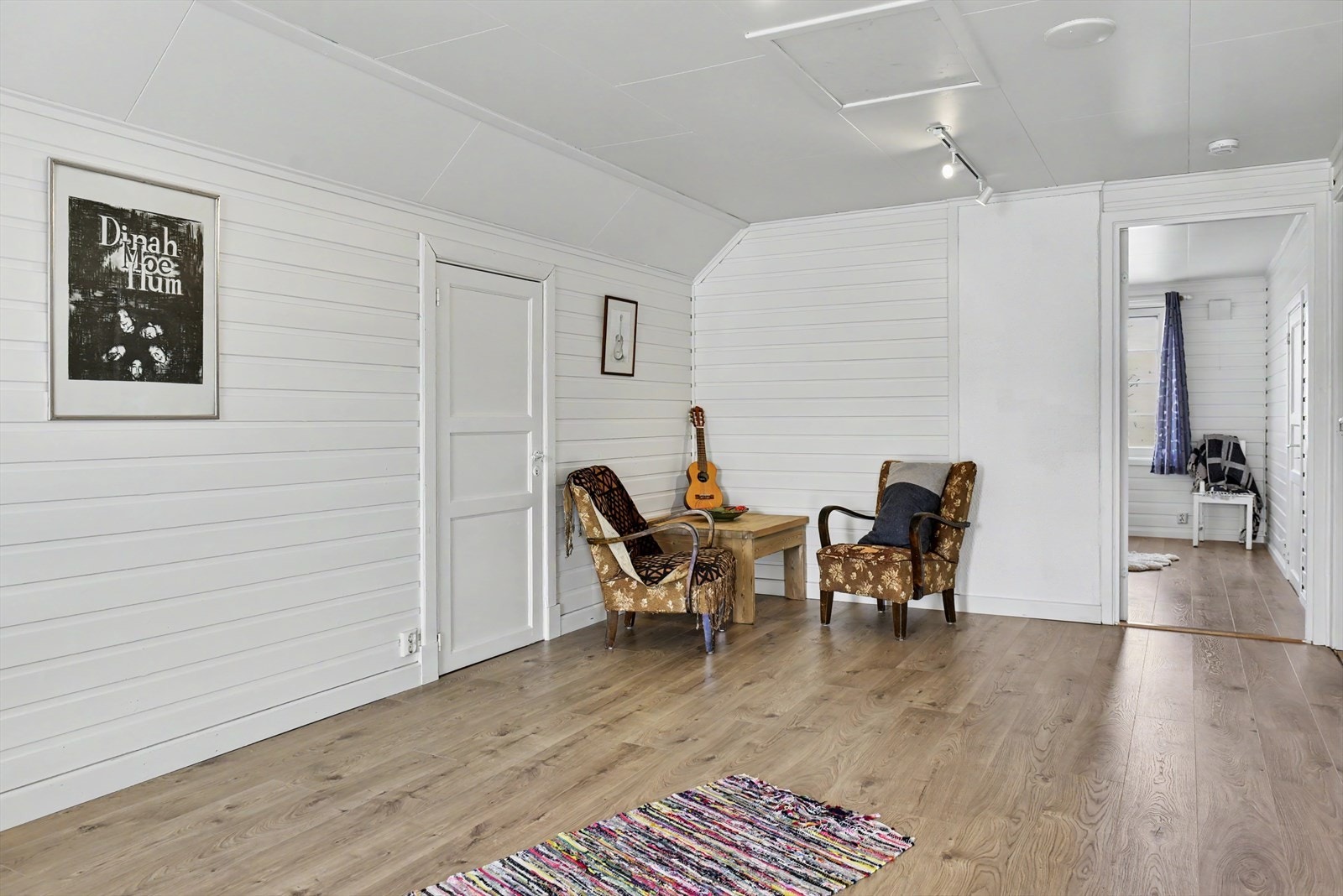 Fra loftstuen er det inngang til et soverom. Galleribilde