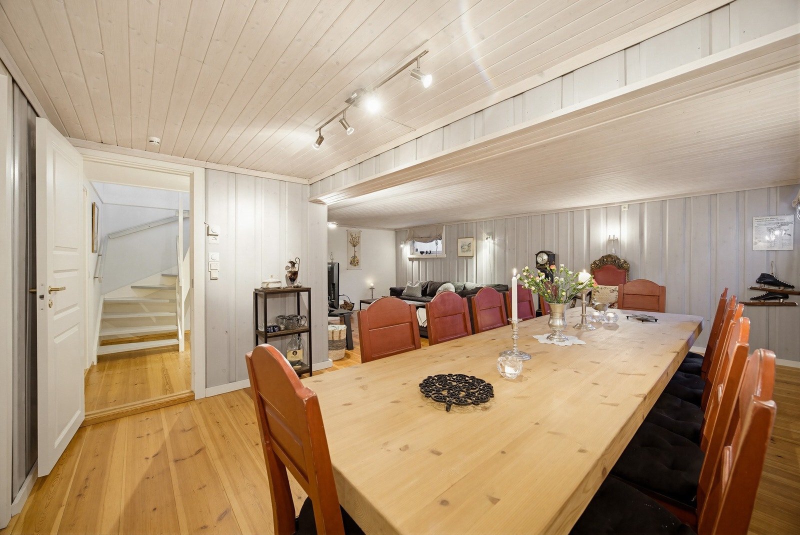 Kjellerrom. Galleribilde