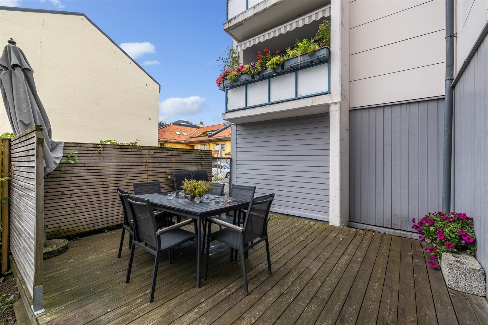 Felles terrasse og uteområde. Galleribilde