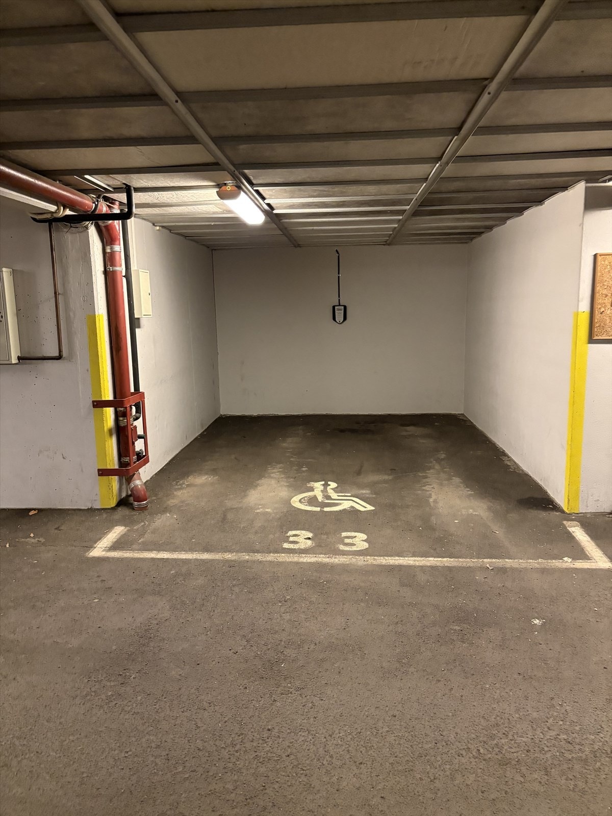 Egen garasjeplass medfølger salget (HC-størrelse). Opplegg til å installere elbil lader Galleribilde