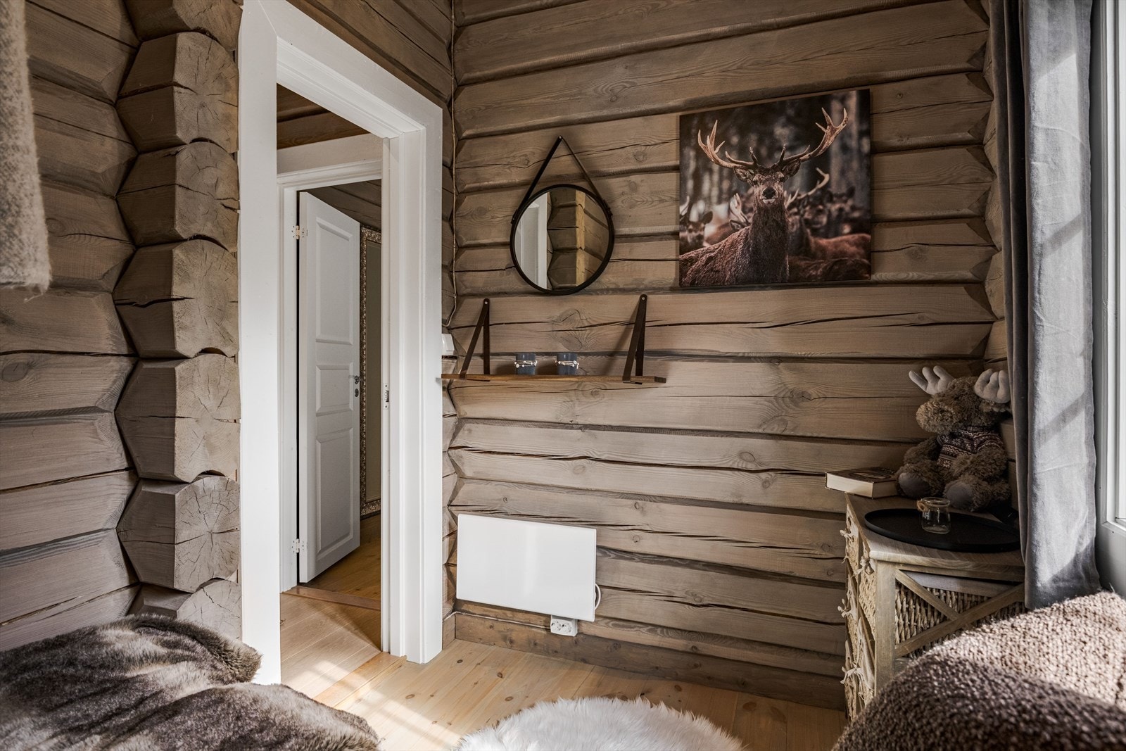 Oppvarming med panelovn. Galleribilde