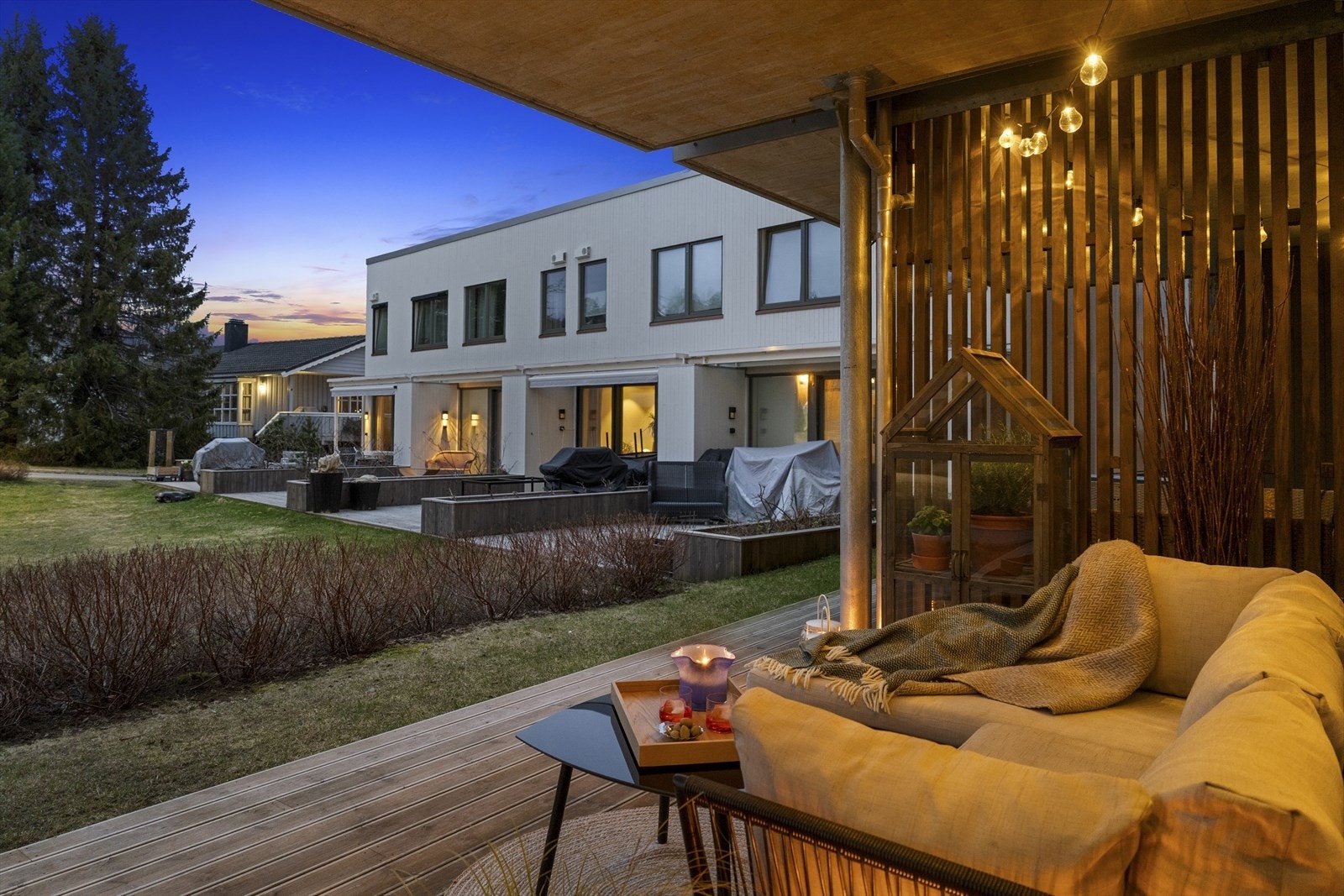 Fra stuen har du tilgang til egen terrasse på 20m². Galleribilde