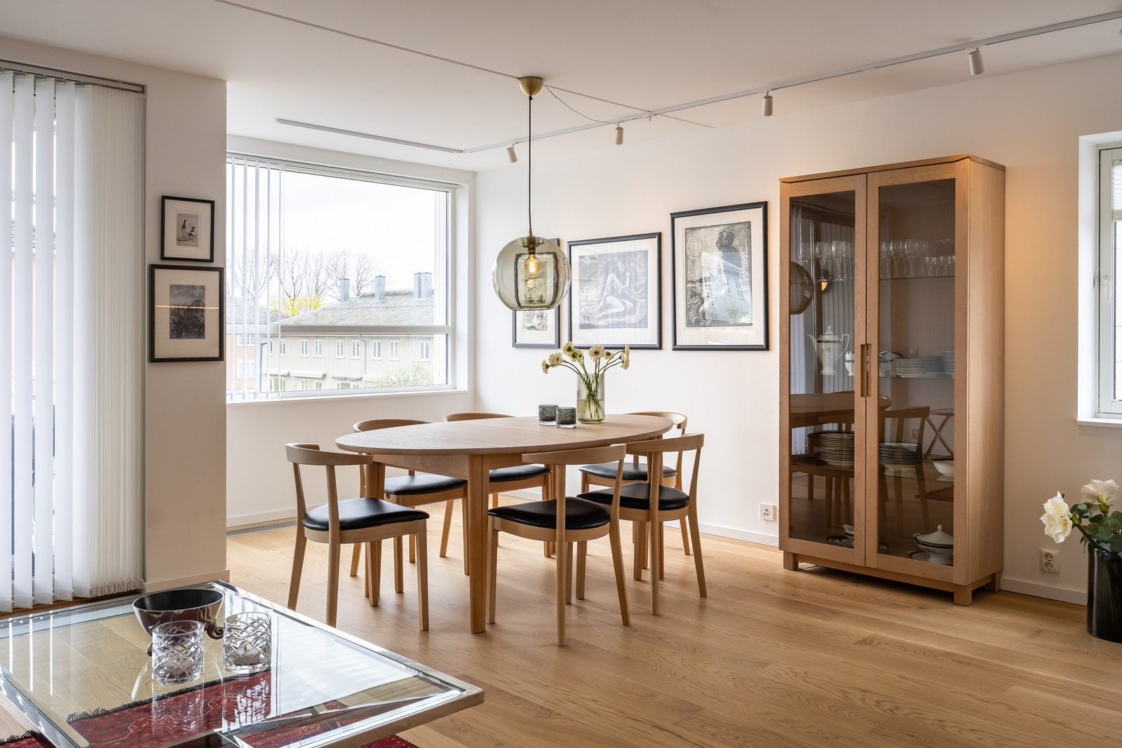 Leiligheten er av god størrelse og har mulighet for møblering i forskjellige soner. Galleribilde