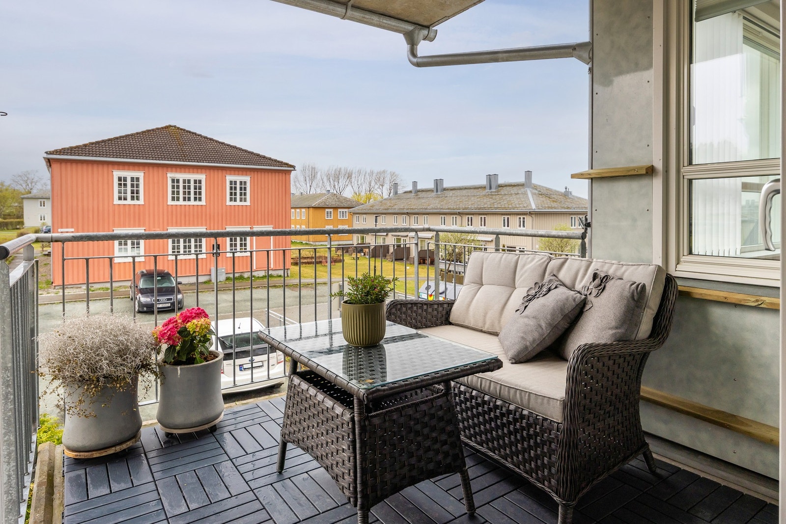 Leiligheten har balkong på 6 kvm hvor man kan nyte ettermiddag- og kveldssol. Galleribilde