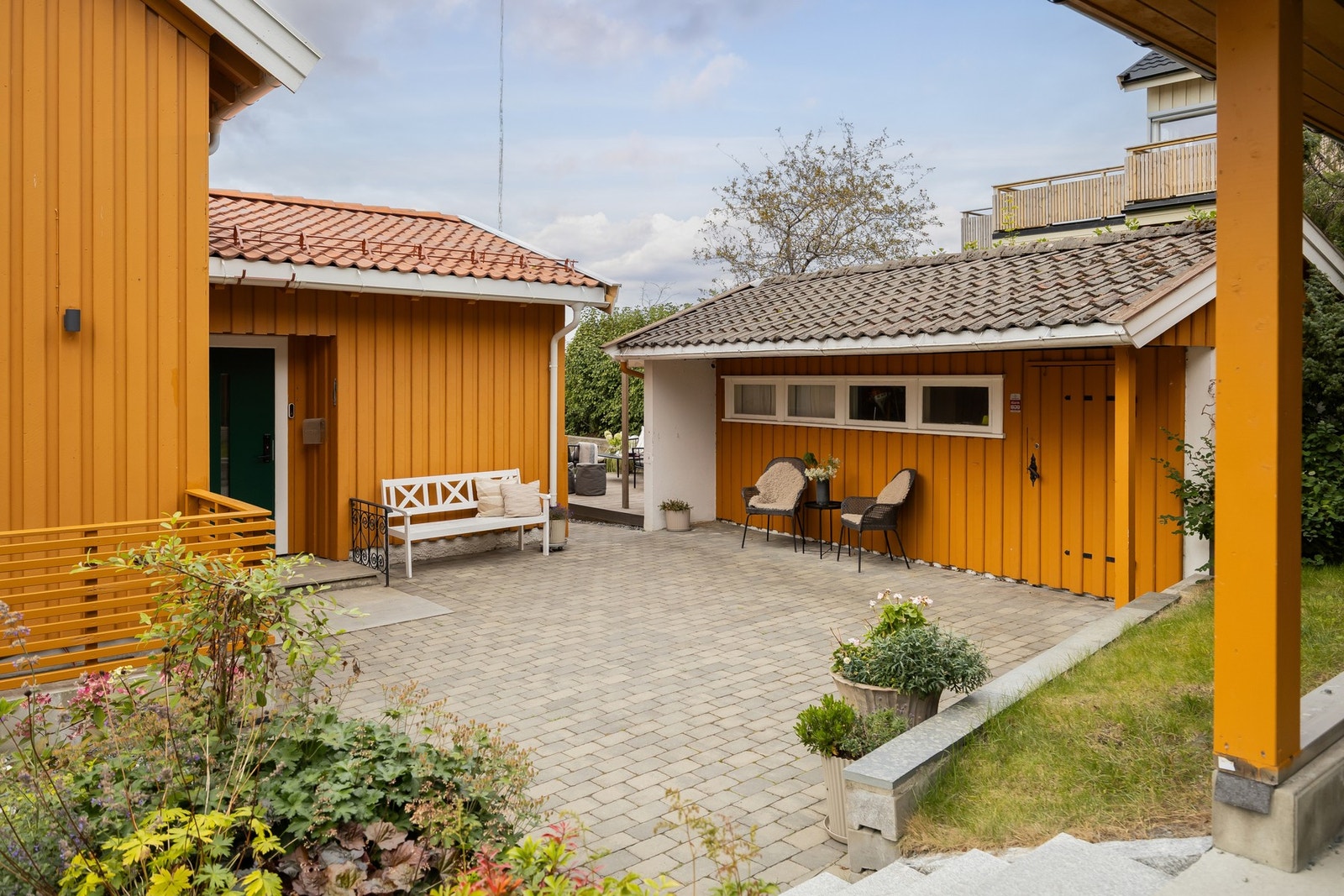 Boligen har en utvendig bod på 14m². Galleribilde
