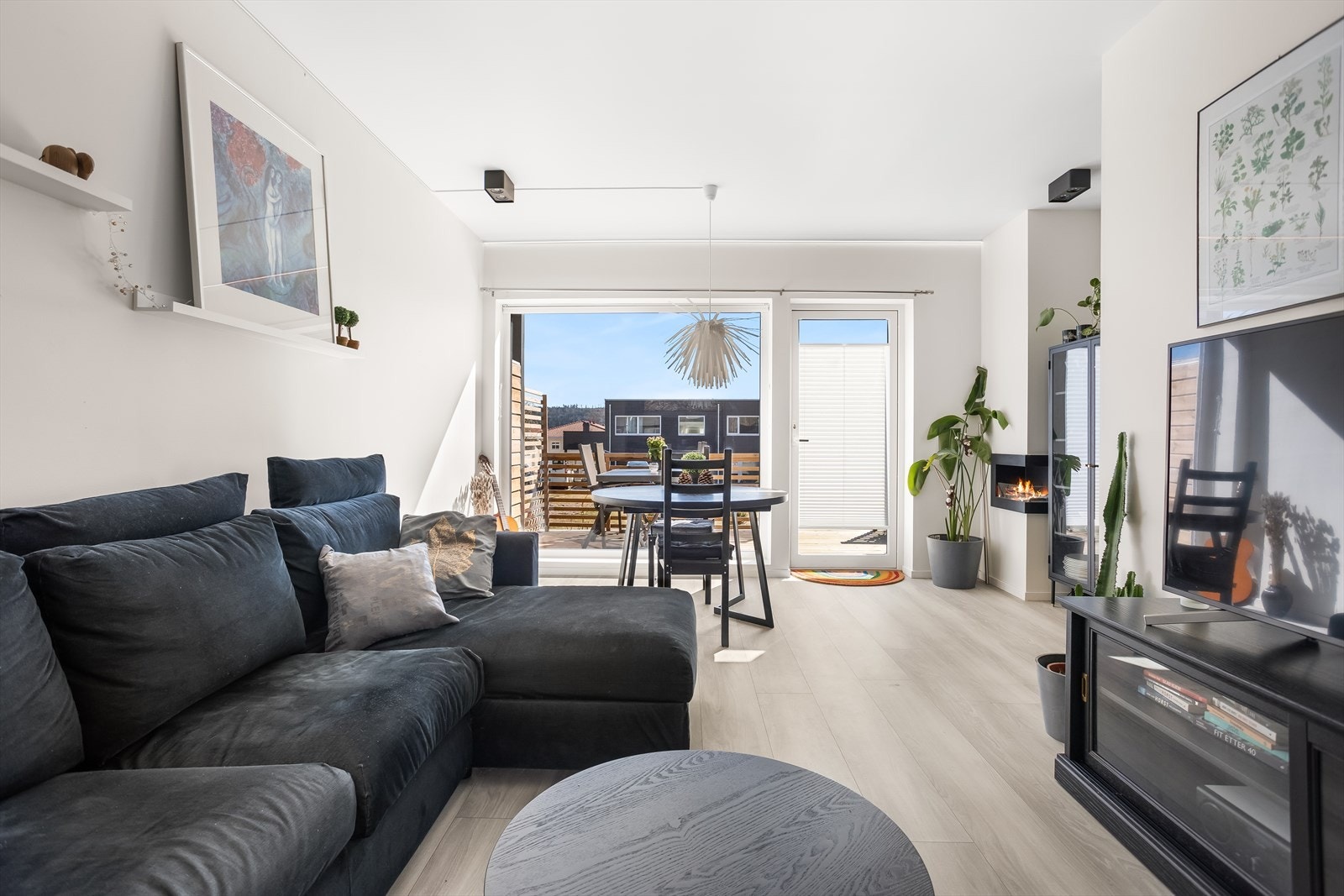 Velkommen til Hjeramoen 22A, presentert av EiendomsMegler1 ved Silje Melby Rundberg, tlf. 46 50 30 06. Foto: Foto: Ann-Helén Nannestad Galleribilde