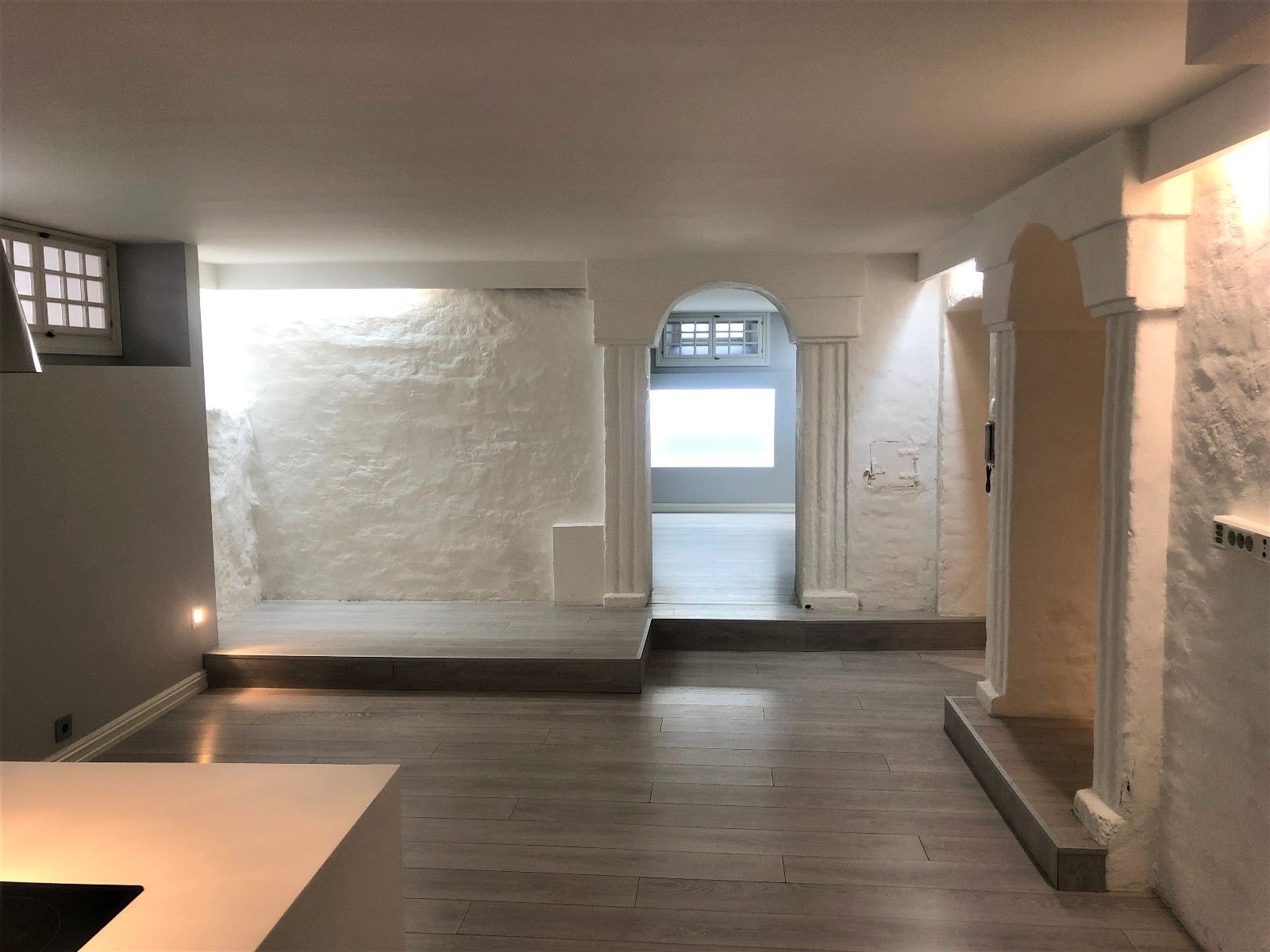 Underetasjen med plass til spisegruppe Galleribilde