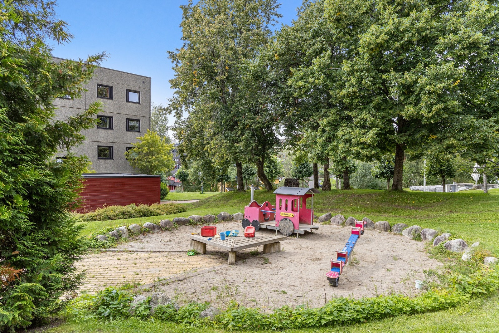 Her finner man blant annet en lekeplass for de yngste. Galleribilde