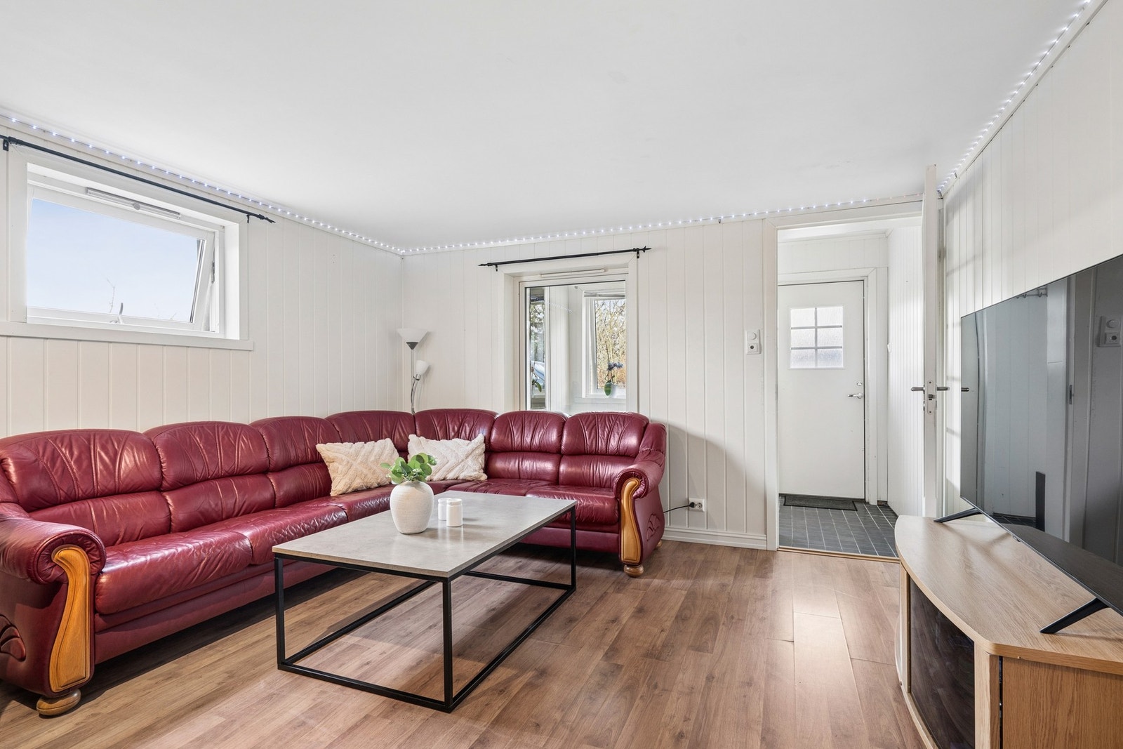 Lys og trivelig stue. Galleribilde