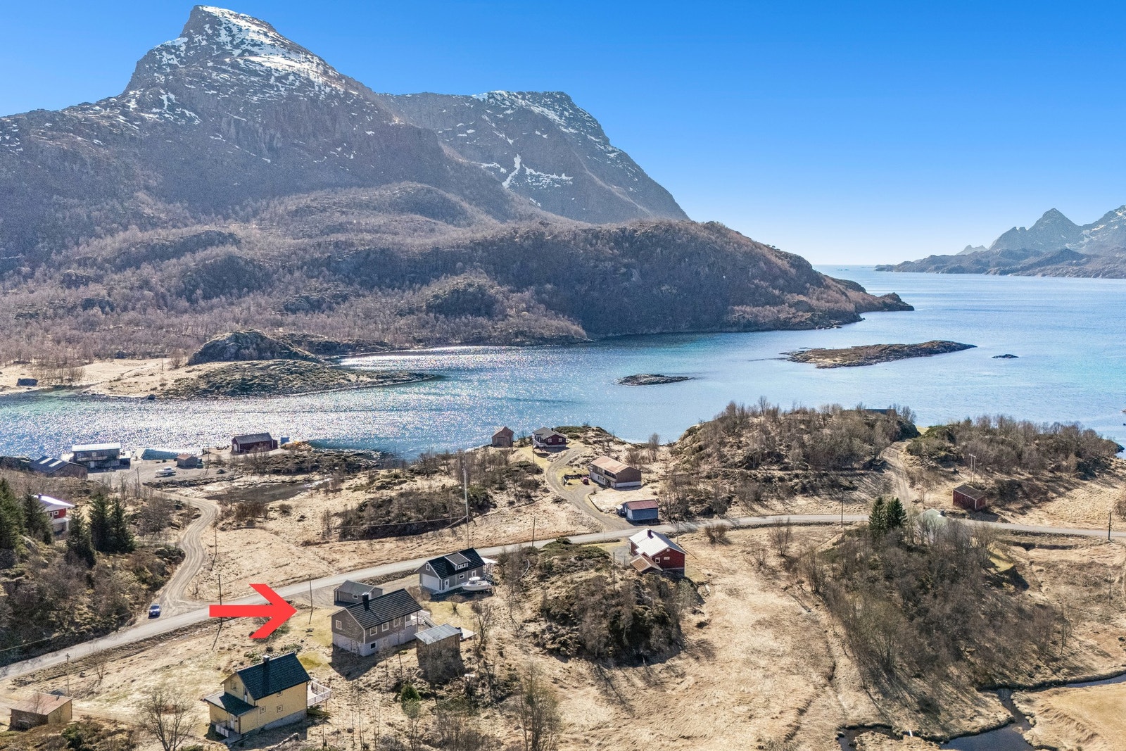 Velkommen til Digermulveien 561 - Presentert av EiendomsMegler1 Svolvær. Foto: EFKT Galleribilde