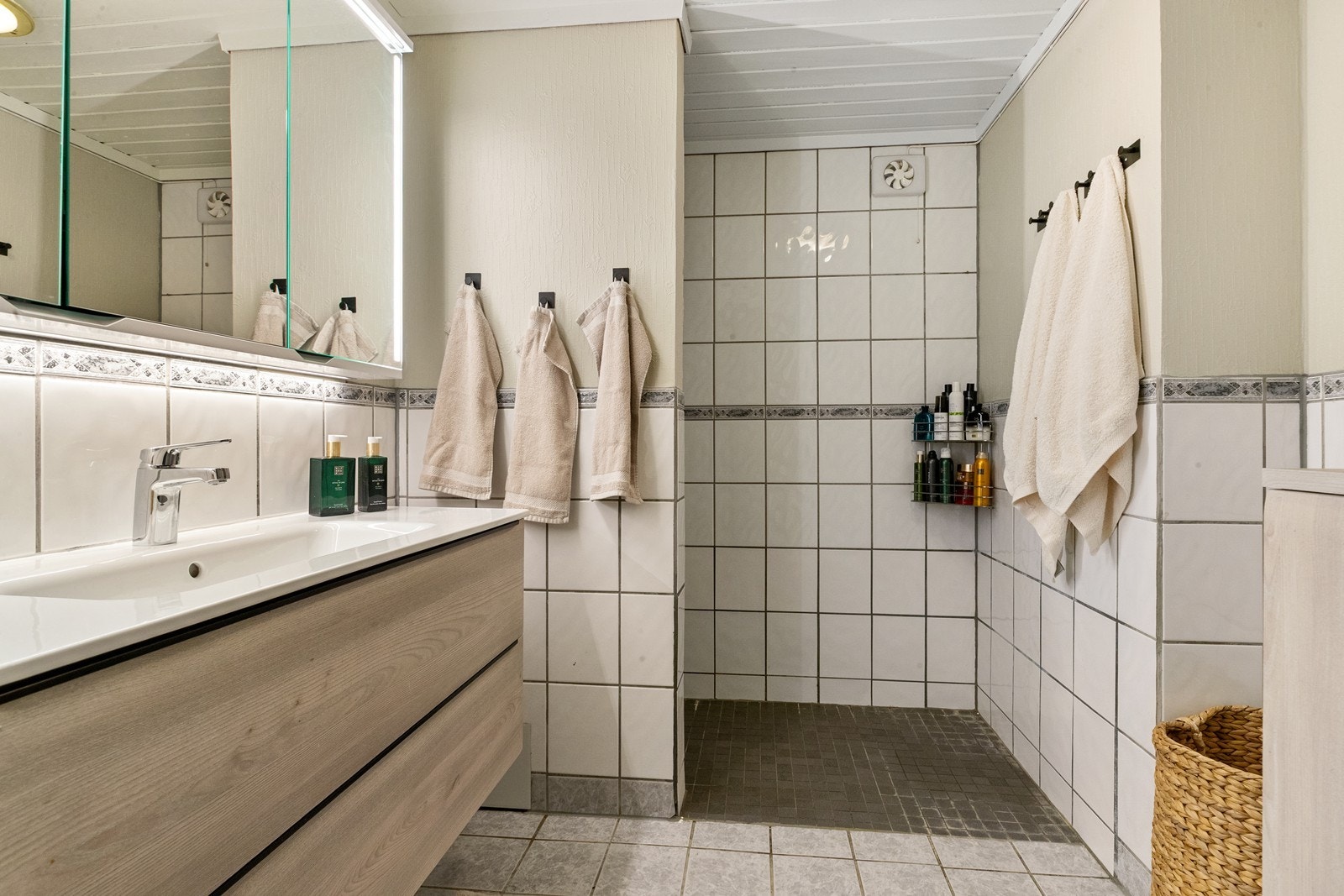 Badet er også i 2. etasje Galleribilde