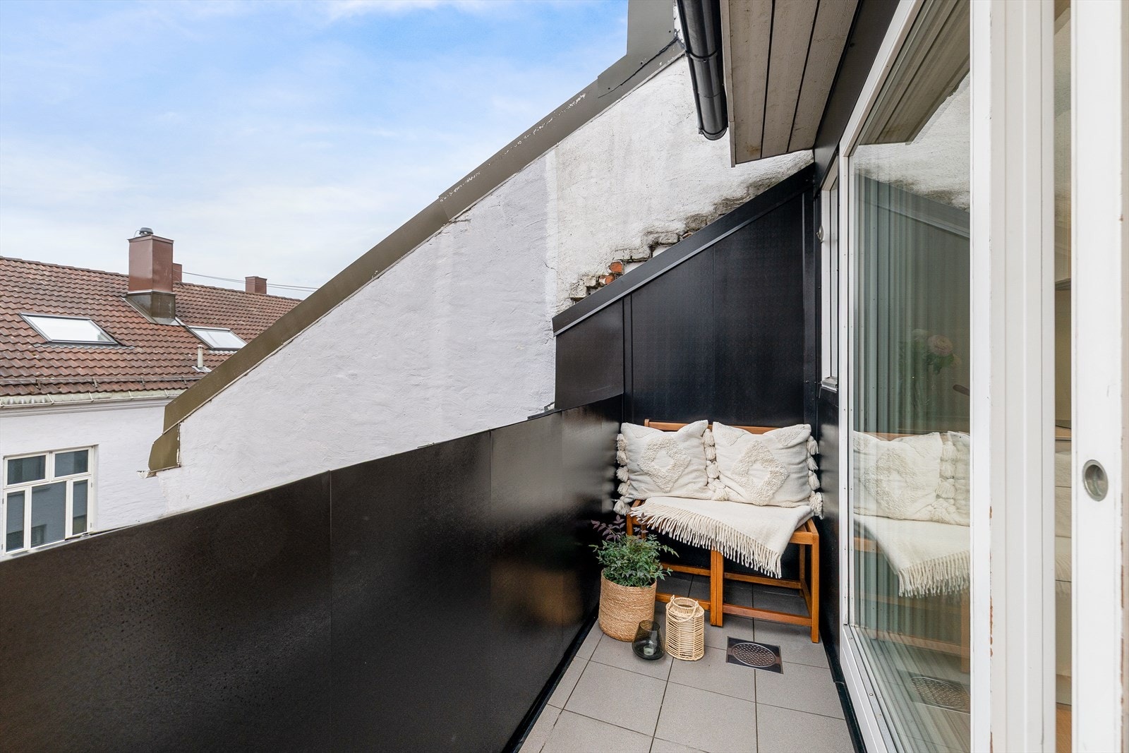 Det er installert varmekabler på terrassen. Galleribilde