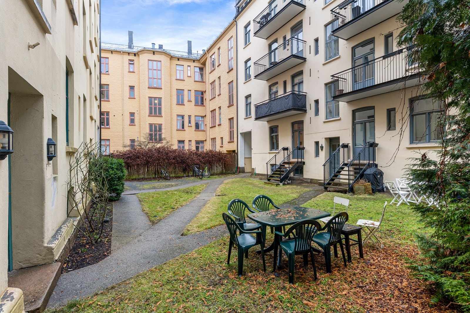 Her er det også gode muligheter for sitteplasser. Galleribilde