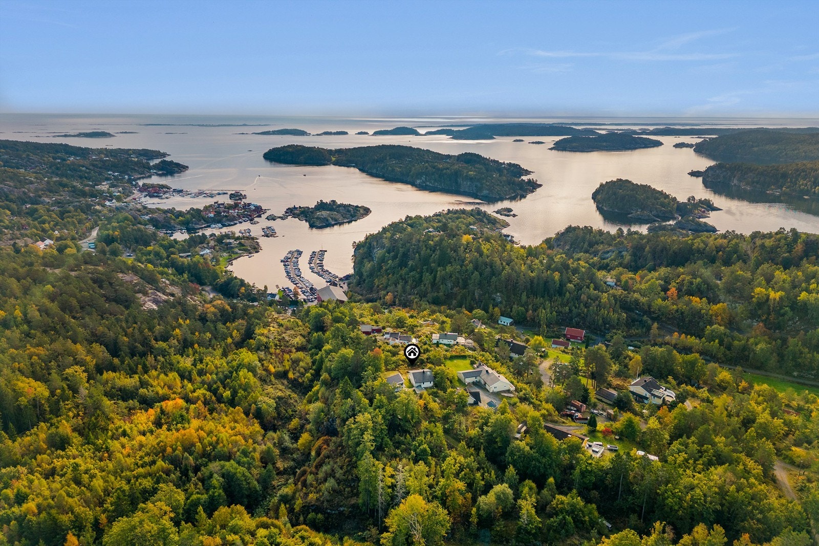 Beliggenheten gir et flott utgangspunkt for båtturer til sommerperler som Stråholmen, Kragerø og Jomfruland. Galleribilde